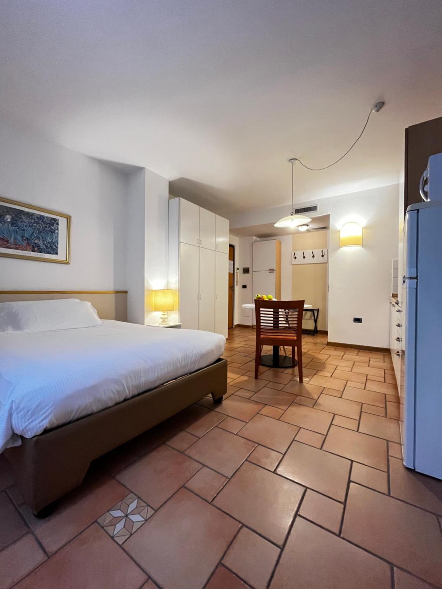 Manci Apartments By Hotel America Trente Buitenkant foto
