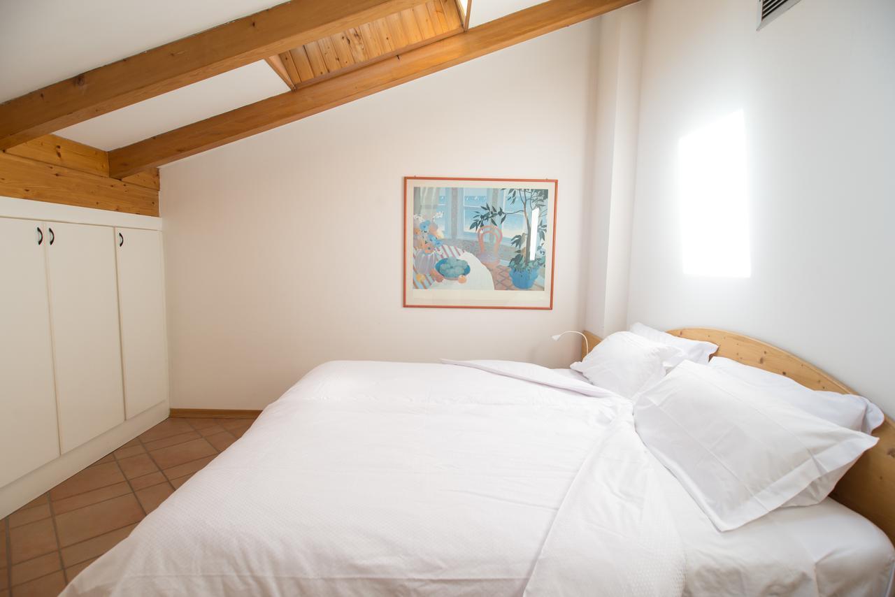 Manci Apartments By Hotel America Trente Buitenkant foto